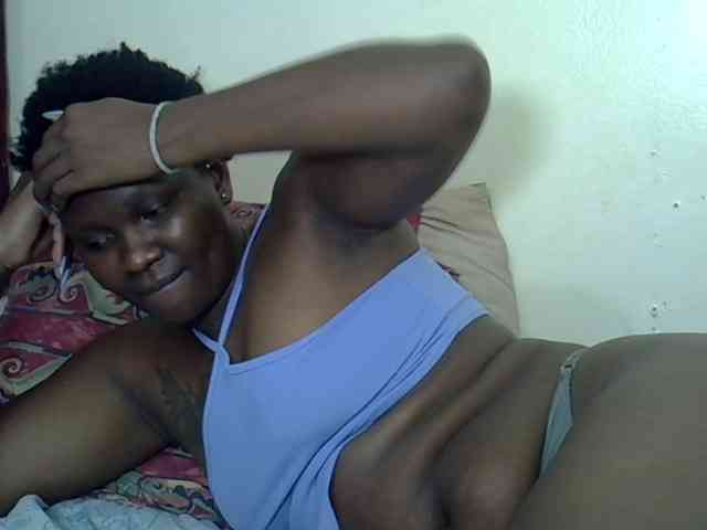 Prettyliz30 webcam