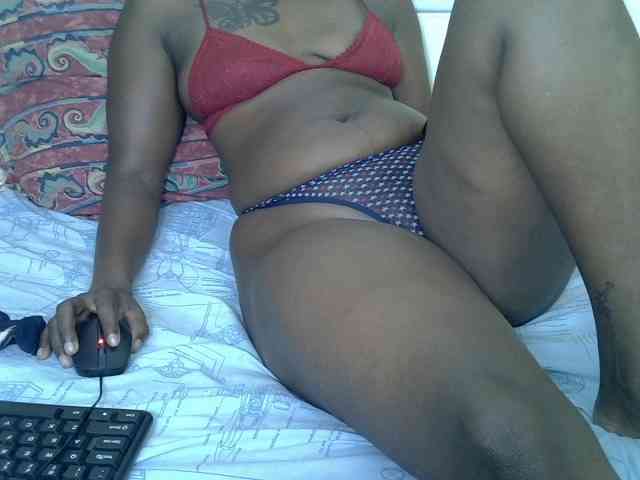 Prettyliz30 webcam