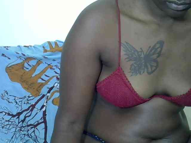Prettyliz30 webcam