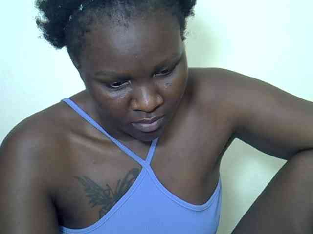 Prettyliz30 webcam