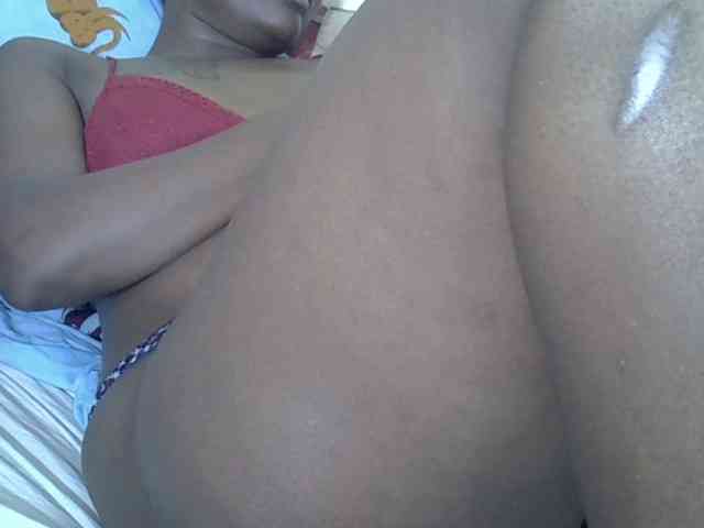 Prettyliz30 webcam