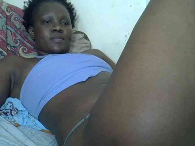 Prettyliz30 webcam