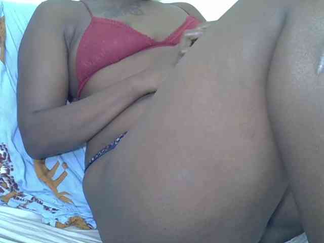 Prettyliz30 webcam