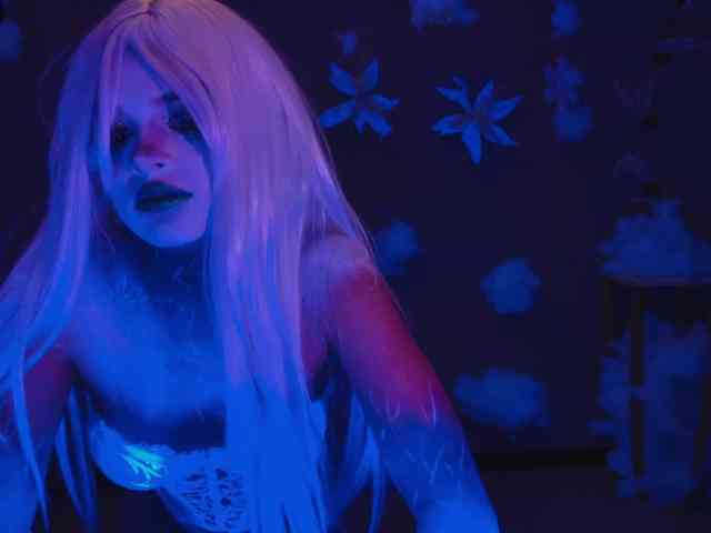 AprilRhodes webcam