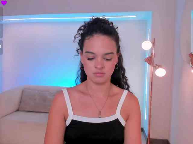 AprilRhodes webcam