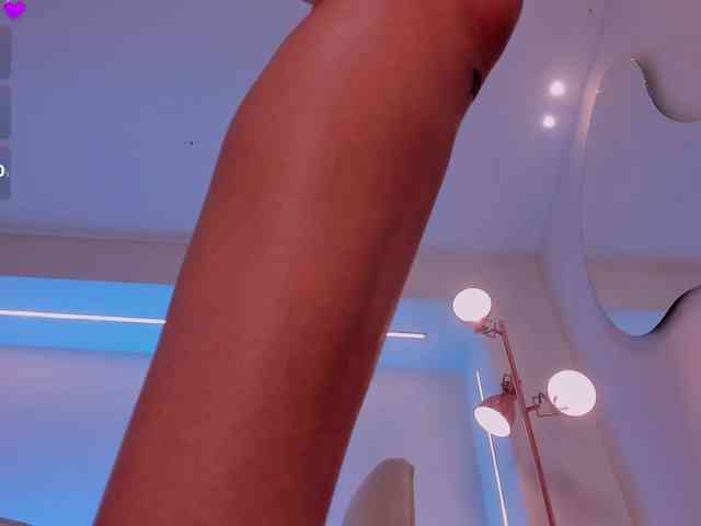 AprilRhodes webcam