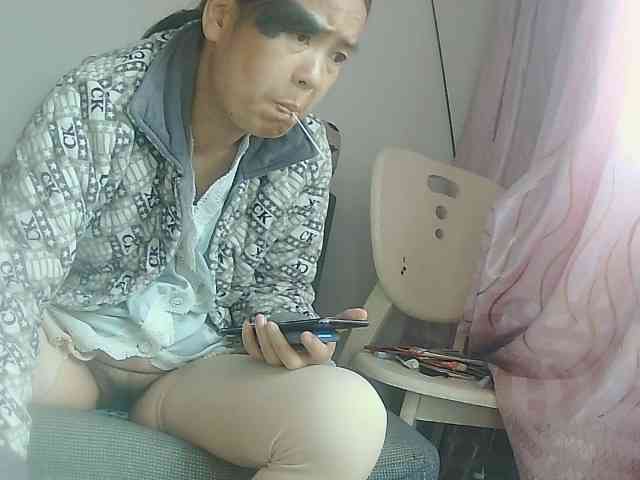 hujiajiajia1314 webcam