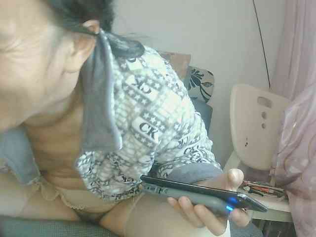 hujiajiajia1314 webcam