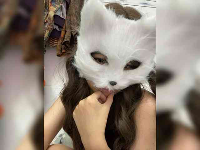 Lovefeetnude-1 webcam