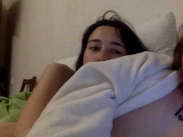 EffyEllison webcam
