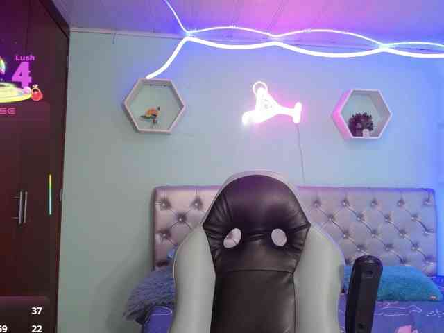 noelia-milf19 webcam