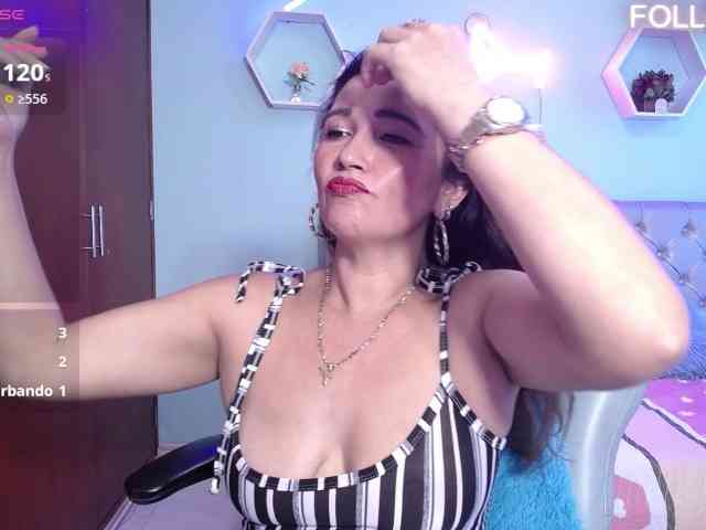 noelia-milf19 webcam