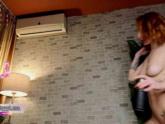 babyyyluna webcam