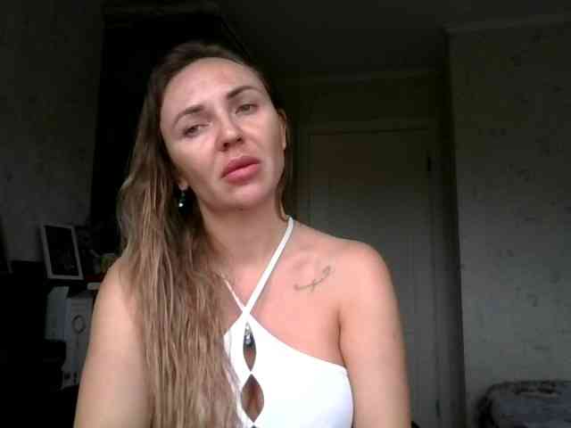 CuteAngelina webcam