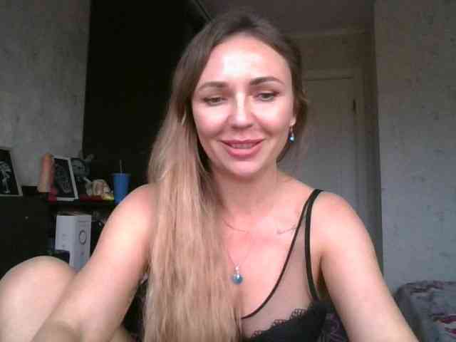 CuteAngelina webcam