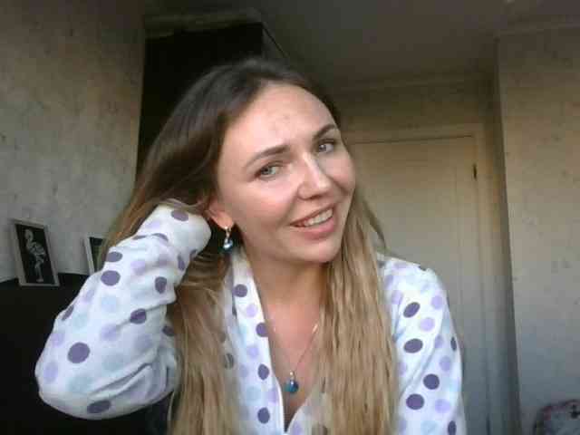 CuteAngelina webcam