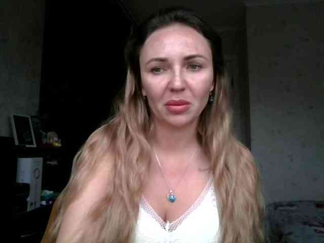 CuteAngelina webcam