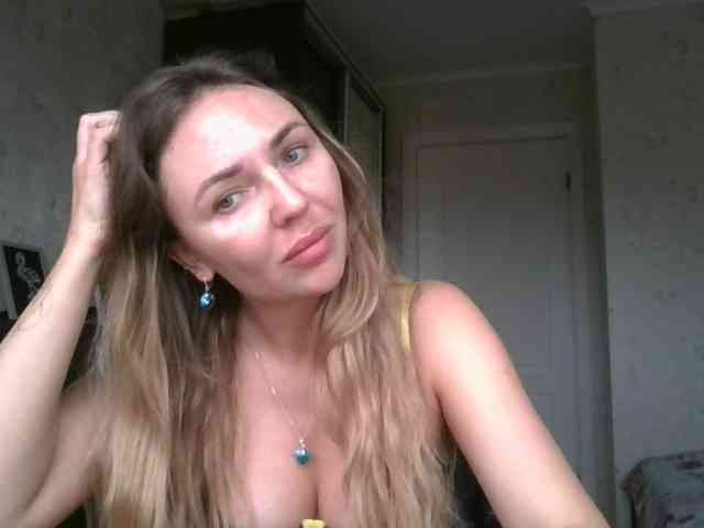 CuteAngelina webcam
