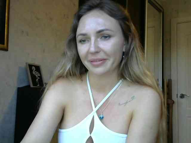 CuteAngelina webcam