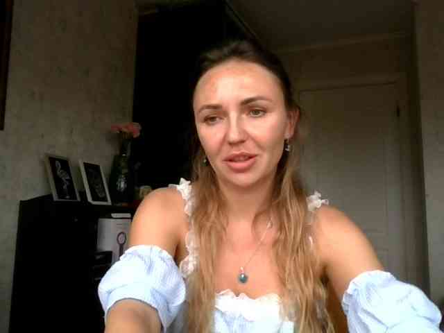 CuteAngelina webcam