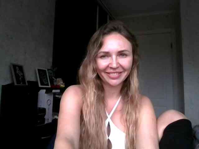 CuteAngelina webcam