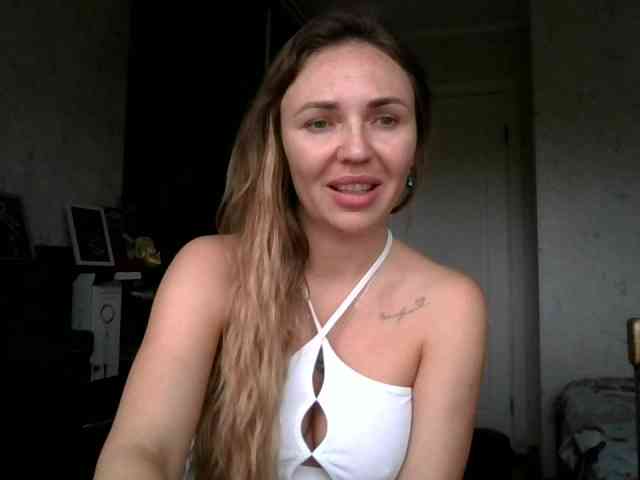 CuteAngelina webcam