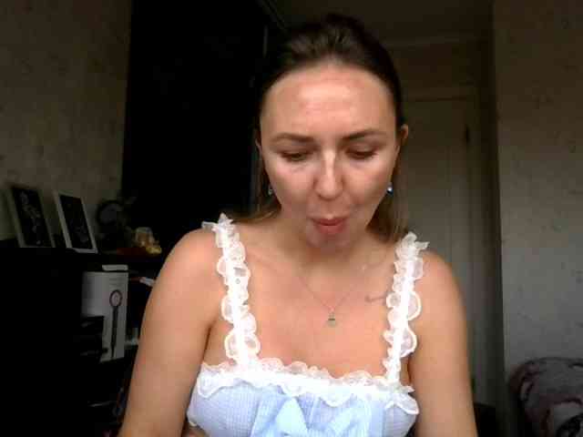 CuteAngelina webcam