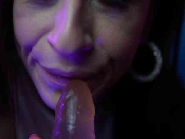 RubyRya webcam