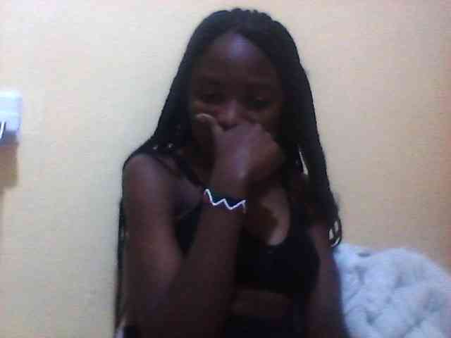 Petitepussie webcam