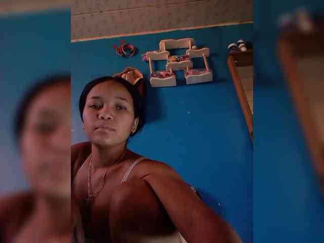 Vaninah webcam