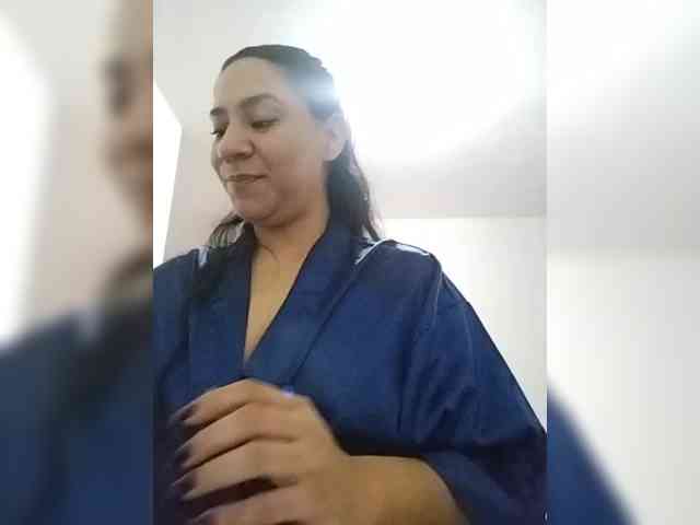 LuanaFranccesca webcam