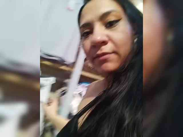 LuanaFranccesca webcam
