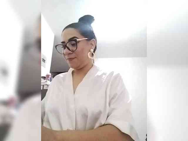 LuanaFranccesca webcam