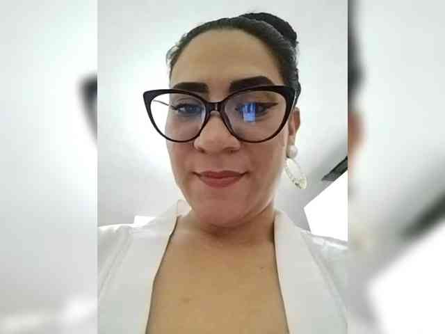 LuanaFranccesca webcam