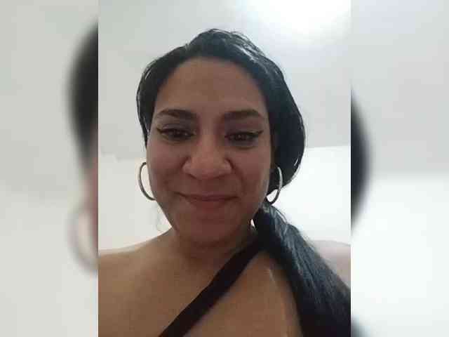 LuanaFranccesca webcam