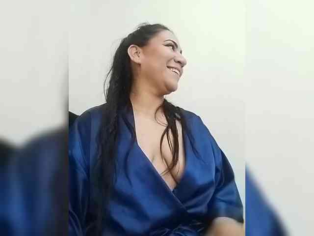 LuanaFranccesca webcam