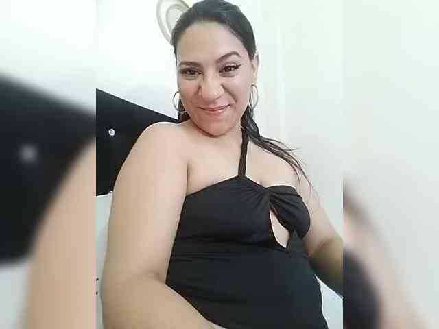 LuanaFranccesca webcam