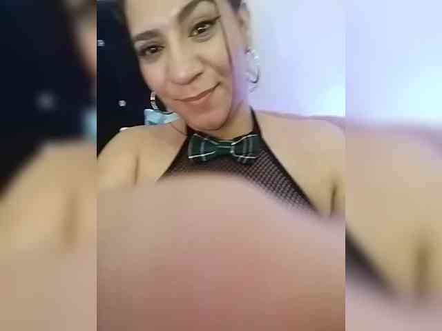 LuanaFranccesca webcam