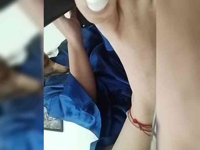 LuanaFranccesca webcam