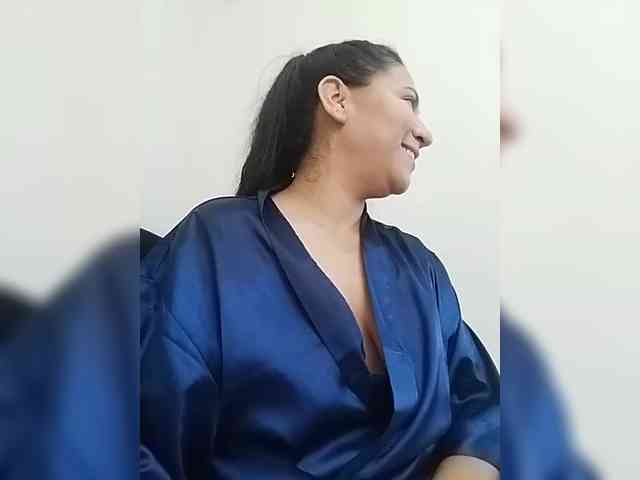 LuanaFranccesca webcam