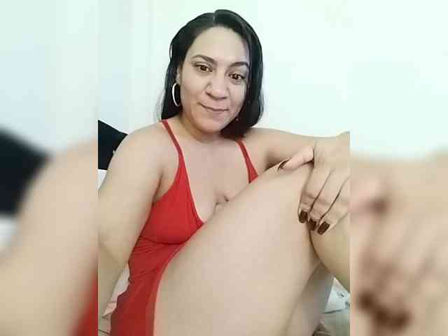 LuanaFranccesca webcam