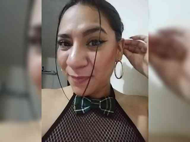 LuanaFranccesca webcam