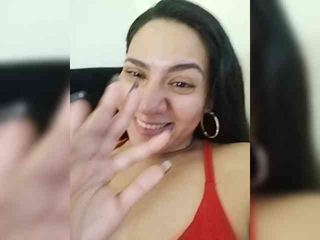 LuanaFranccesca webcam