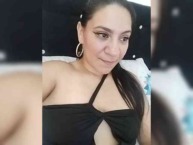 LuanaFranccesca webcam