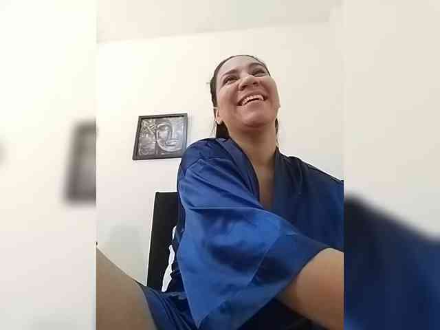 LuanaFranccesca webcam