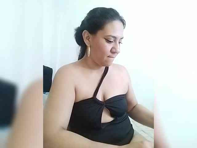 LuanaFranccesca webcam