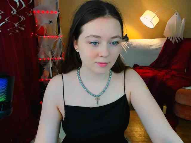 AlluringLookk webcam