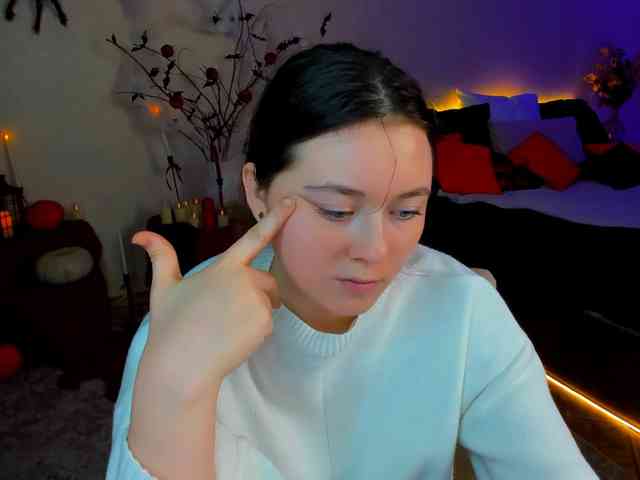 AlluringLookk webcam