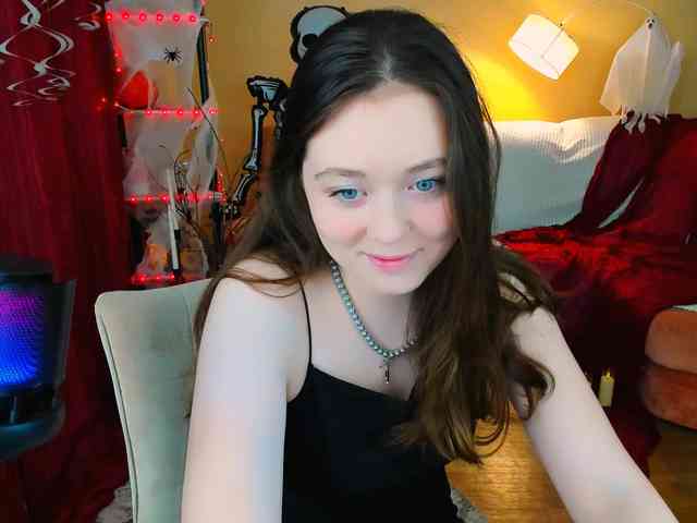 AlluringLookk webcam