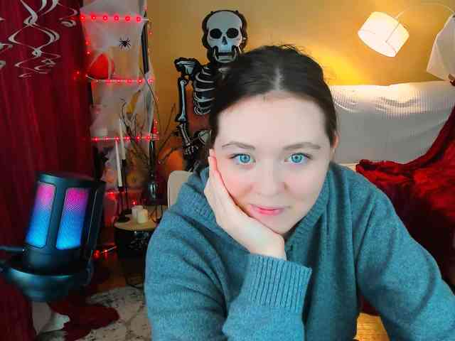 AlluringLookk webcam